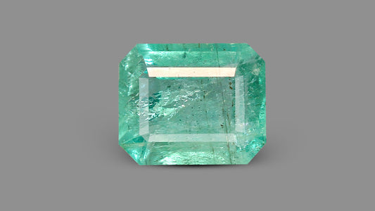 Zambian Emerald (Panna) 3.09 Carats / 3.4 Ratti