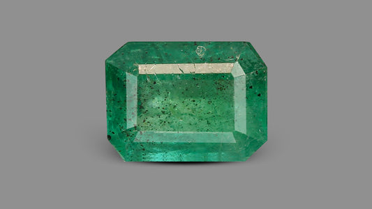 Zambian Emerald (Panna) 3.22 Carats / 3.54 Ratti