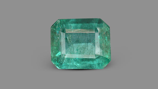 Zambian Emerald (Panna) 2.39 Carats / 2.63 Ratti
