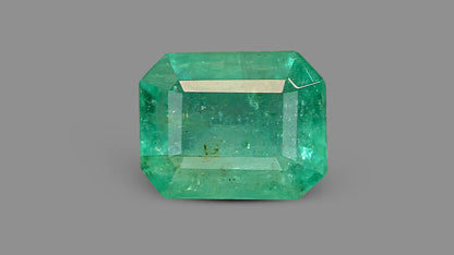 Zambian Emerald (Panna) 2.87 Carats / 3.15 Ratti