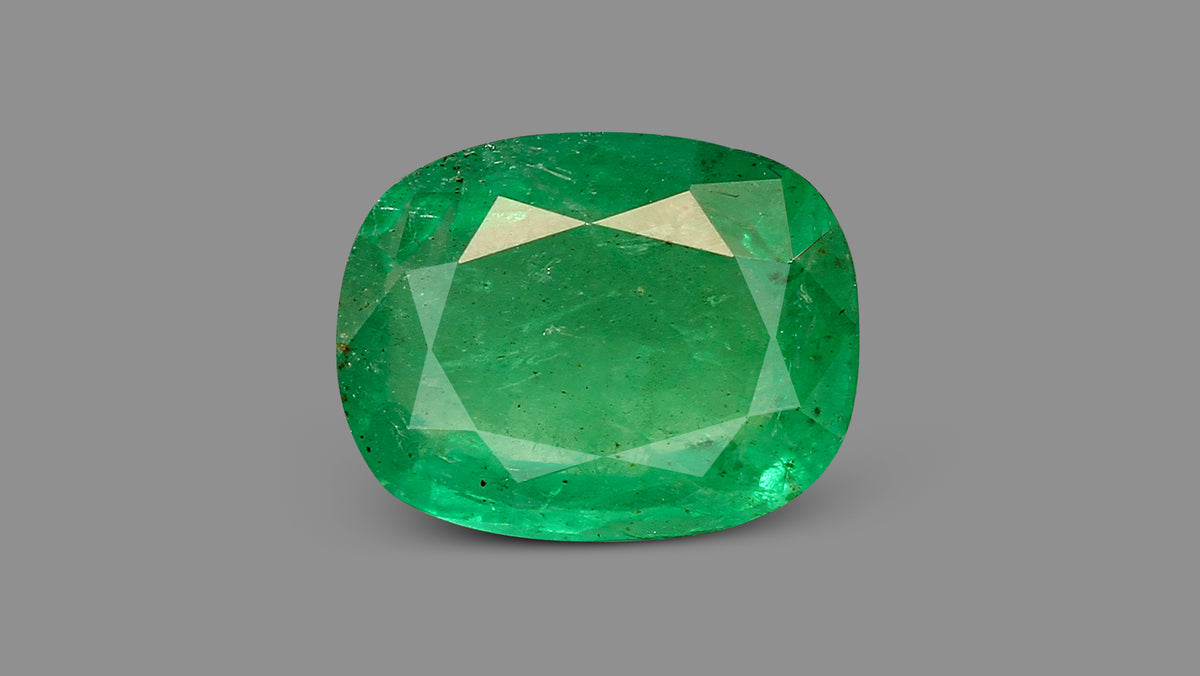 Zambian Emerald (Panna) 3.01 Carats / 3.31 Ratti