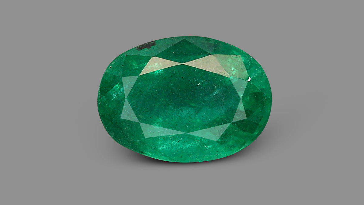 Zambian Emerald (Panna) 3.45 Carats / 3.79 Ratti