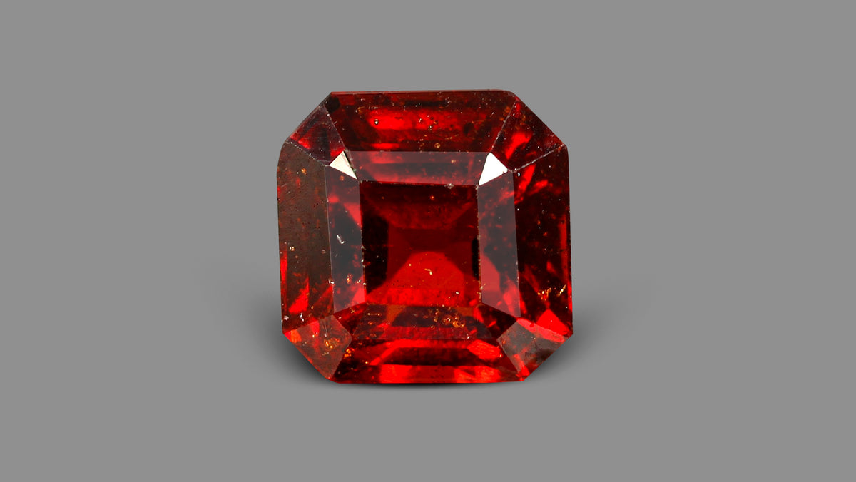 Sri-Lankan Hessonite (Gomed) 7.32 Carats / 8.04 Ratti