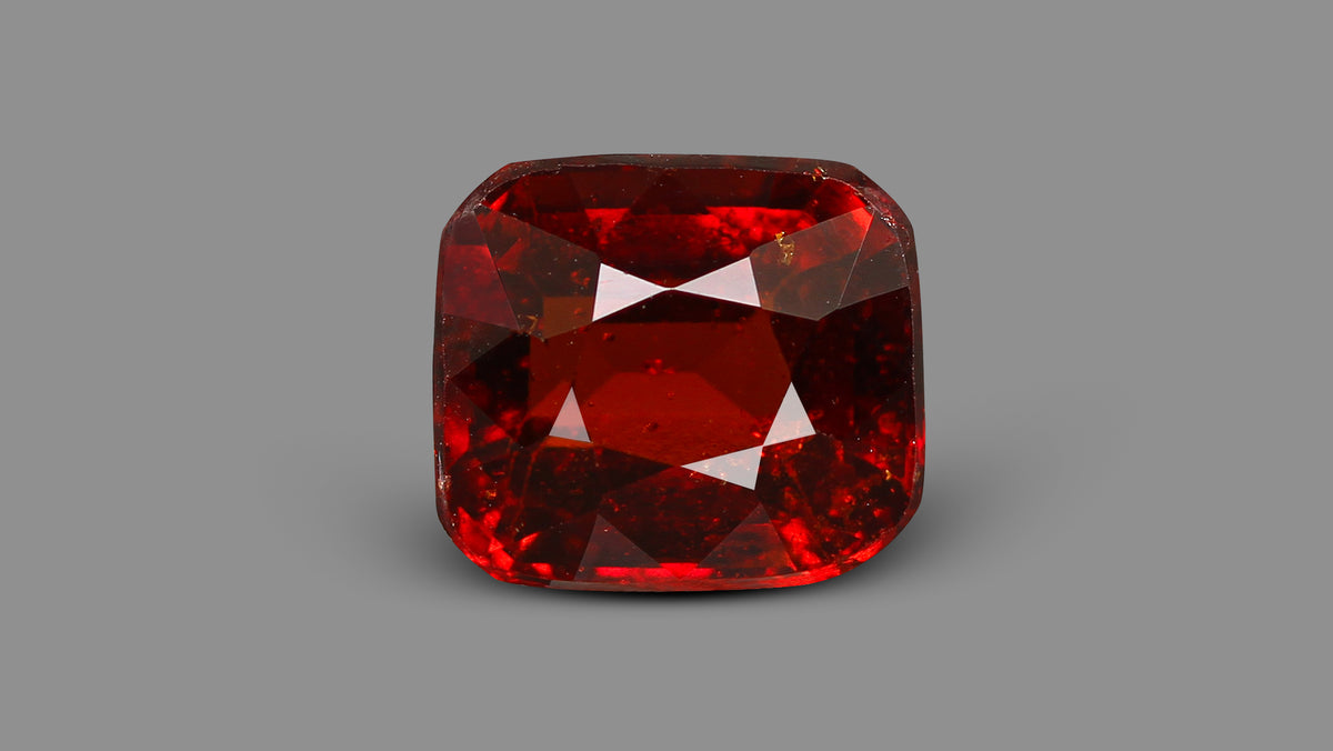 Sri-Lankan Hessonite (Gomed) 7.92 Carats / 8.7 Ratti