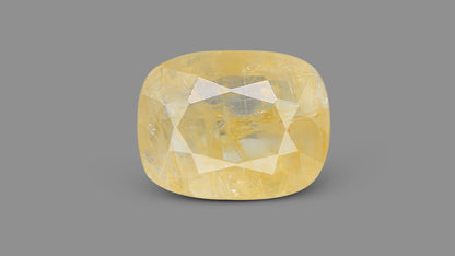 Natural Yellow Sapphire (Pukhraj) 6.43 Carats / 7.07 Ratti