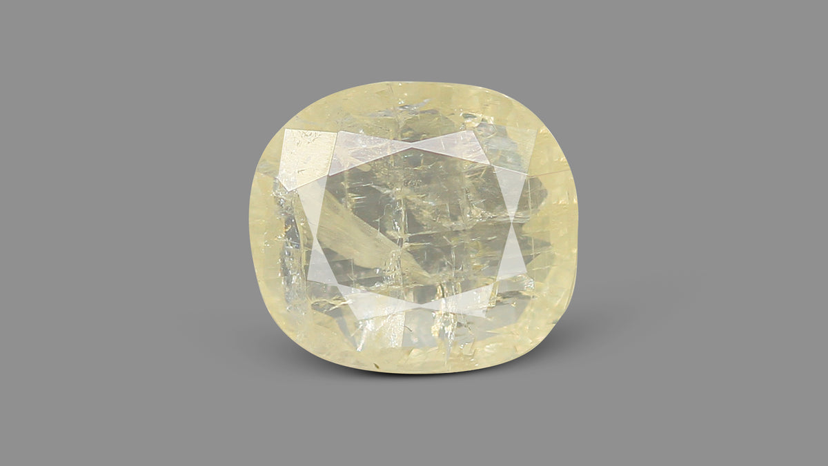 Natural Yellow Sapphire (Pukhraj) 3.76 Carats / 4.13 Ratti