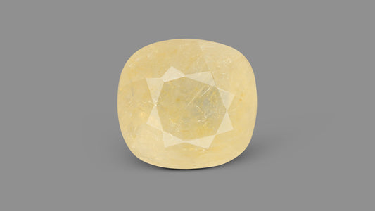Natural Yellow Sapphire (Pukhraj) 8.41 Carats / 9.24 Ratti
