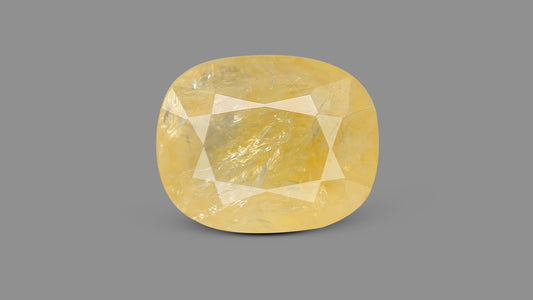 Natural Yellow Sapphire (Pukhraj) 6.72 Carats / 7.38 Ratti