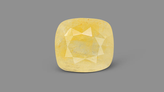 Natural Yellow Sapphire (Pukhraj) 12.11 Carats / 13.31 Ratti