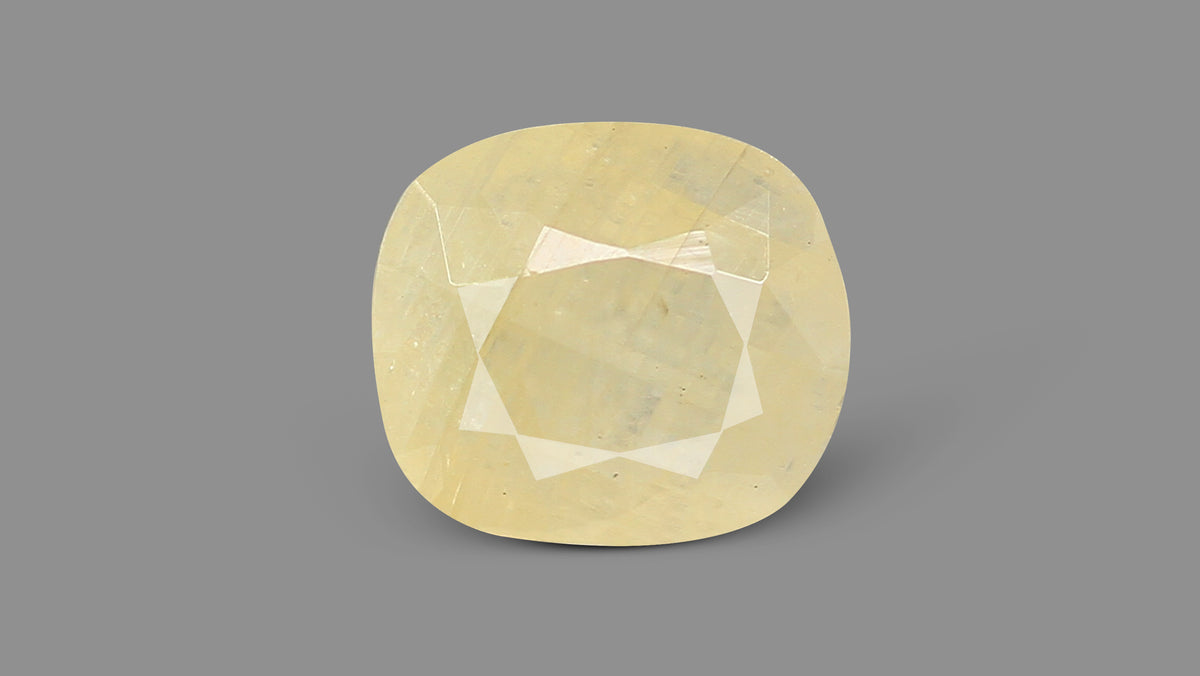 Natural Yellow Sapphire (Pukhraj) 3.98 Carats / 4.37 Ratti