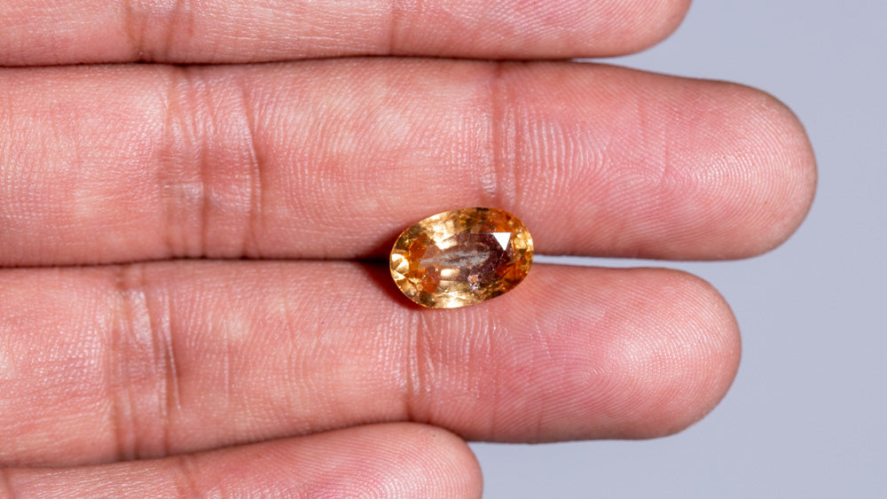 Natural Hessonite (Gomed) 6.06 Carats / 6.66 Ratti