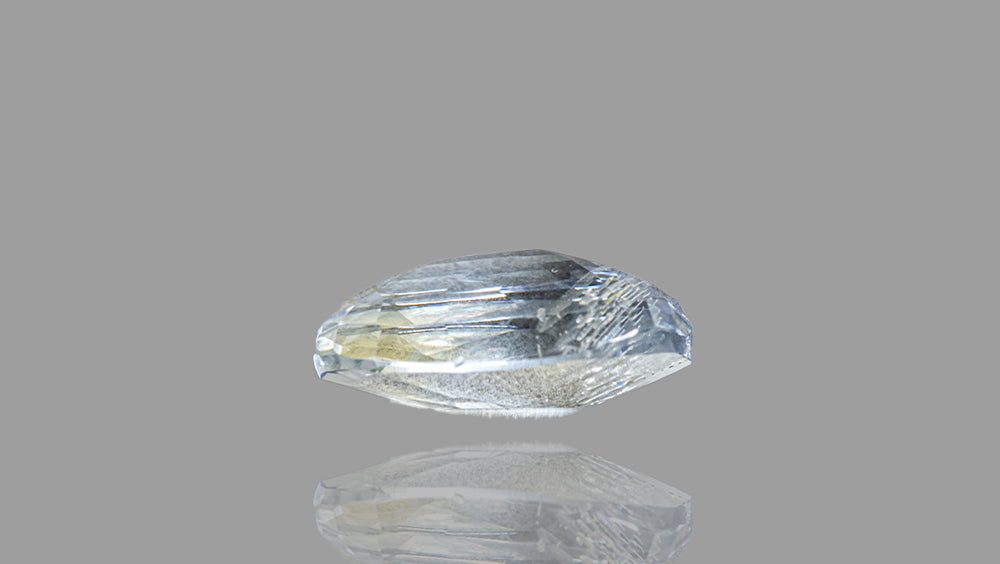 Natural Pitambari 3.36 Carats / 3.69 Ratti