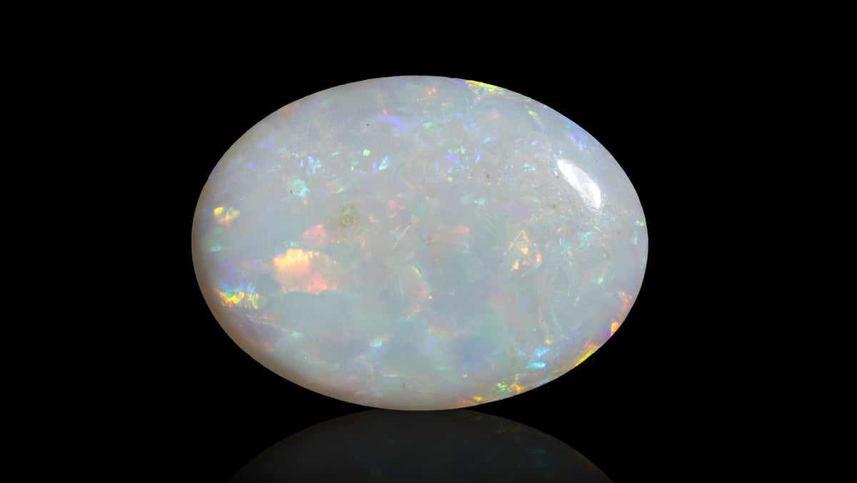 White Opal With Fire 3.79 Carats / 4.16 Ratti