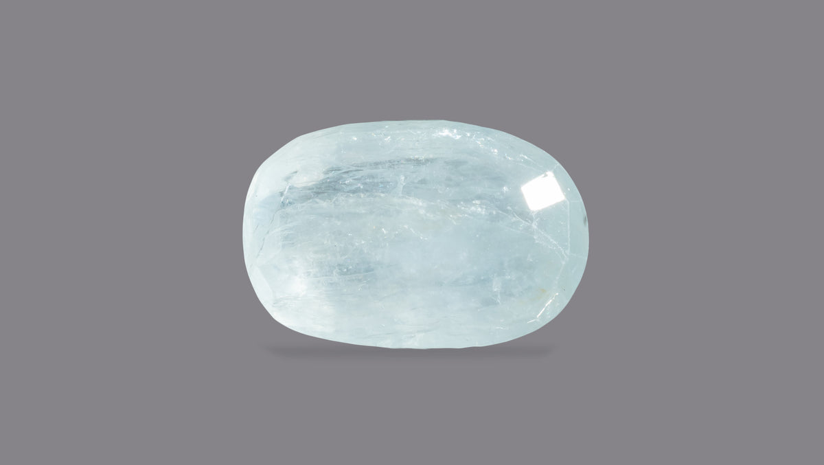 Natural Blue Sapphire 6.42 Carats / 7.05 Ratti