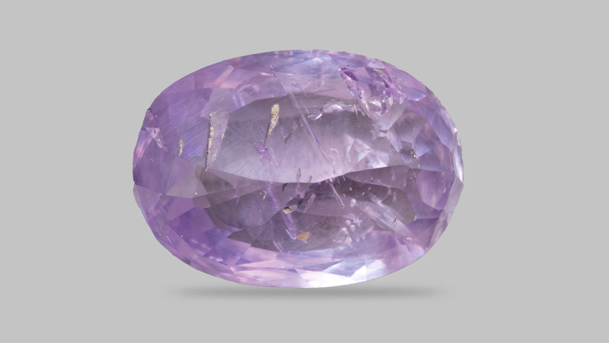 Natural Purple Sapphire 4.79 Carats / 5.26 Ratti