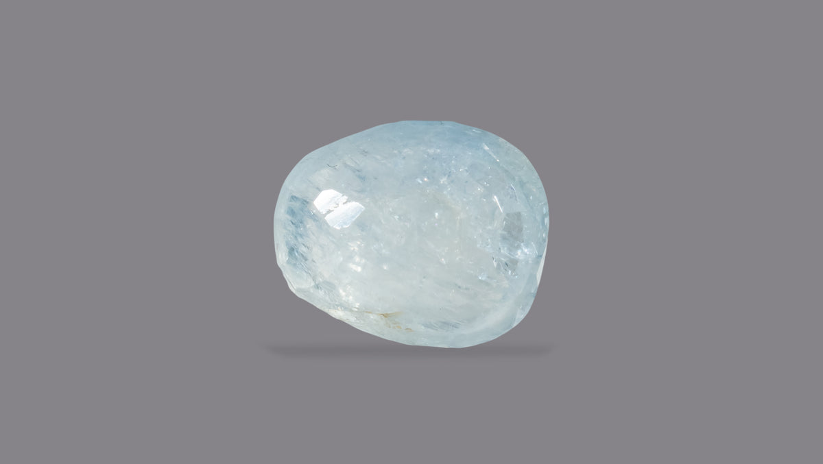 Natural Blue Sapphire 4.81 Carats / 5.24 Ratti
