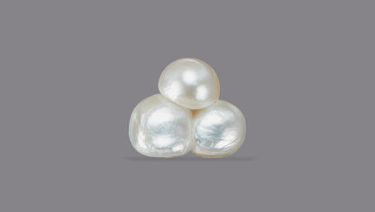 Basra Pearl 4.43 Carats / 4.87 Ratti