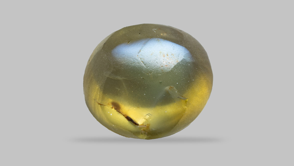 Natural Cat'S Eye (Lehsuniya) 8.86 Carats / 9.74 Ratti