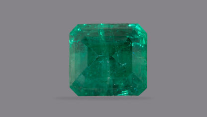 Zambian Emerald (Panna) 3.78 Carats / 4.15 Ratti