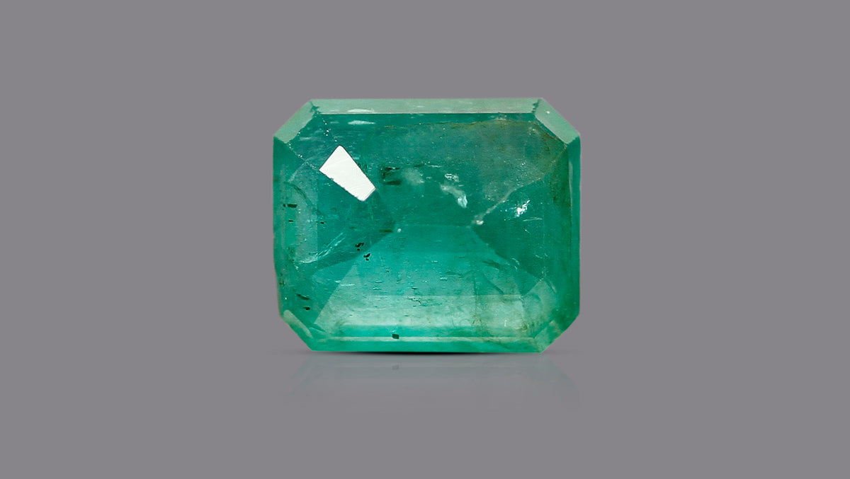 Zambian Emerald (Panna) 4.92 Carats / 5.41 Ratti