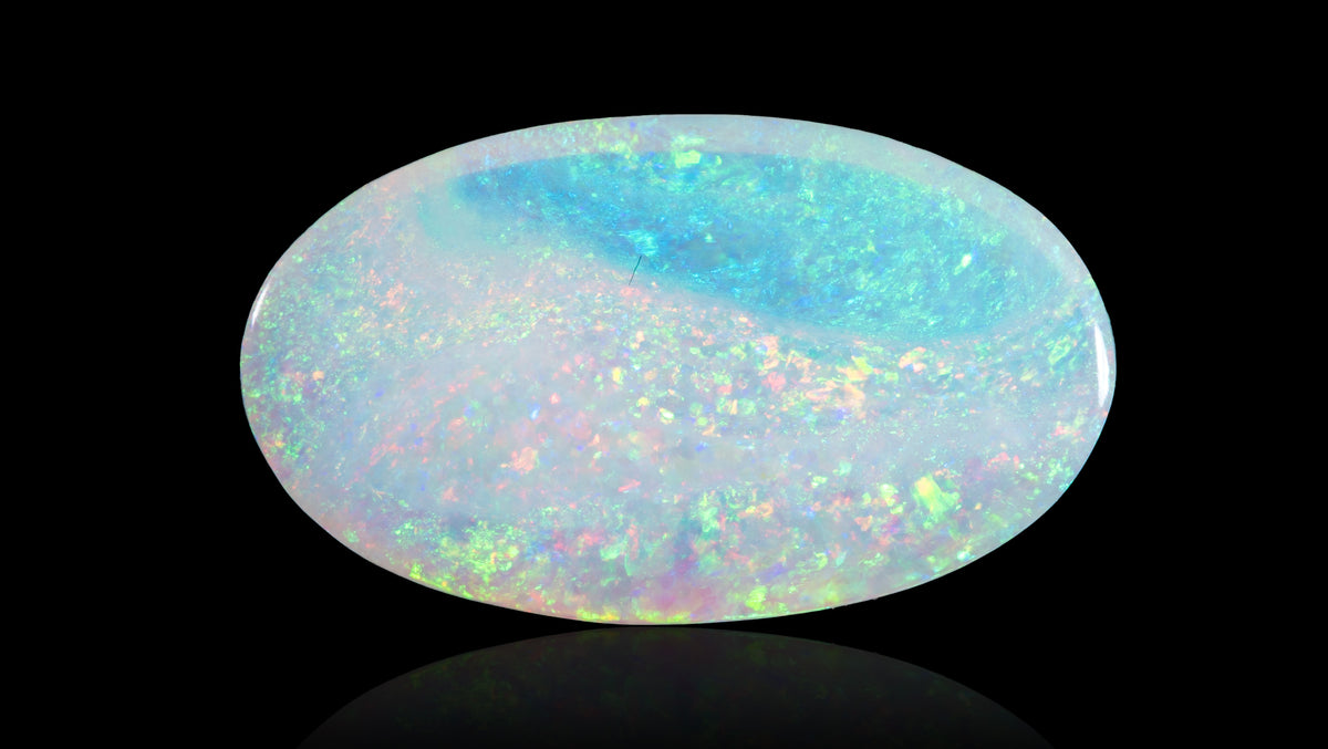 White Opal With Fire 3.69 Carats / 4.05 Ratti