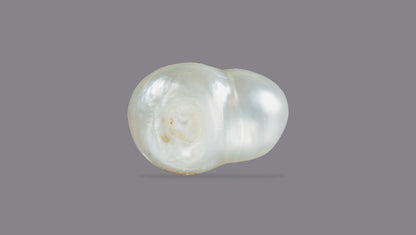 Basra Pearl 6.40 Carats / 7.03 Ratti