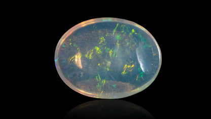 White Opal With Fire 3.61 Carats / 3.97 Ratti