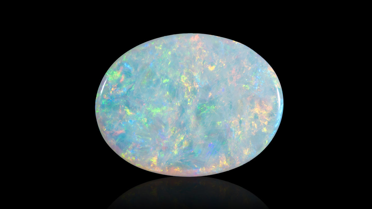 White Opal With Fire 3.04 Carats / 3.34 Ratti