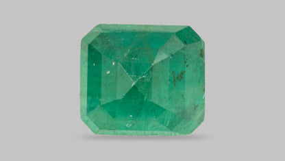 Zambian Emerald (Panna) 3.84 Carats / 4.22 Ratti