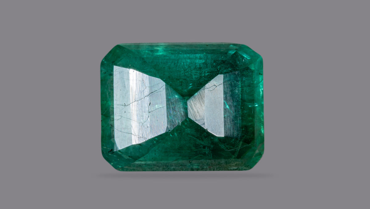 Zambian Emerald (Panna) 6.00 Carats / 6.59 Ratti