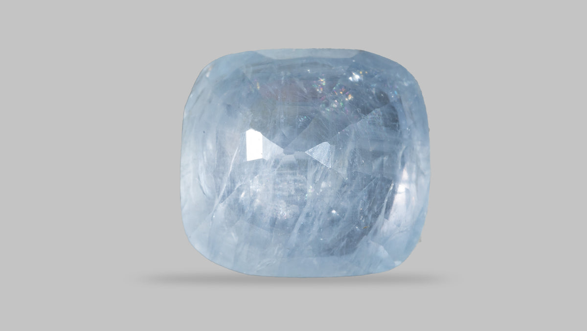 Natural Blue Sapphire 12.26 Carats / 13.47 Ratti