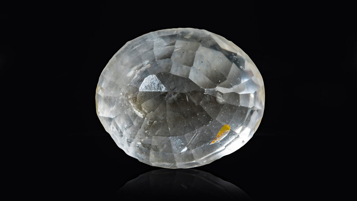 Natural White Sapphire 6.43 Carats / 7.07 Ratti