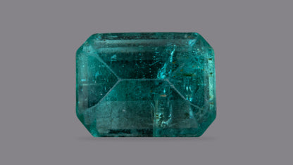 Zambian Emerald (Panna) 1.97 Carats / 2.16 Ratti