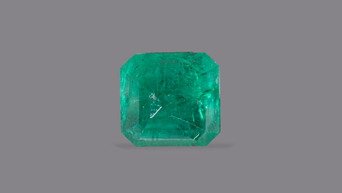 Zambian Emerald (Panna) 4.50 Carats / 4.95 Ratti