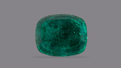 Zambian Emerald (Panna) 3.92 Carats / 4.31 Ratti