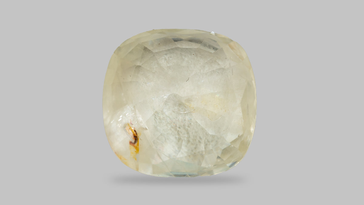 Natural Yellow Sapphire 8.28 Carats / 9.1 Ratti
