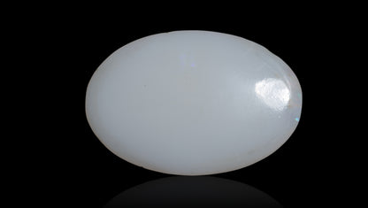 White Opal With Fire 4.20 Carats / 4.62 Ratti