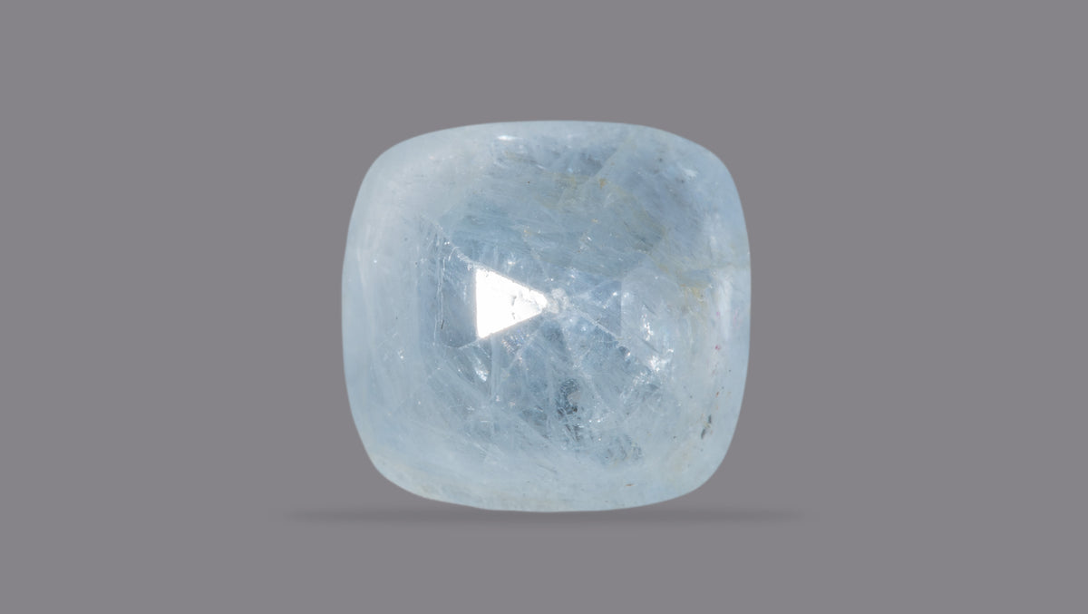 Natural Blue Sapphire 7.28 Carats / 8 Ratti