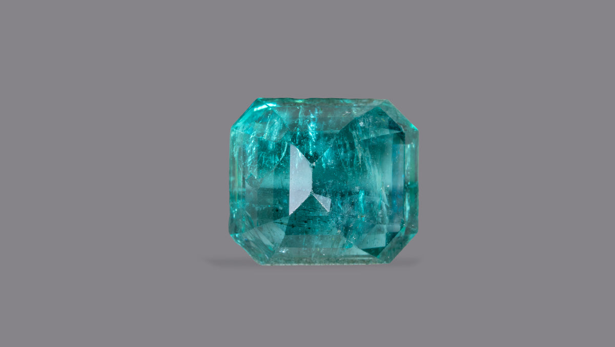 Zambian Emerald (Panna) 4.65 Carats / 5.11 Ratti