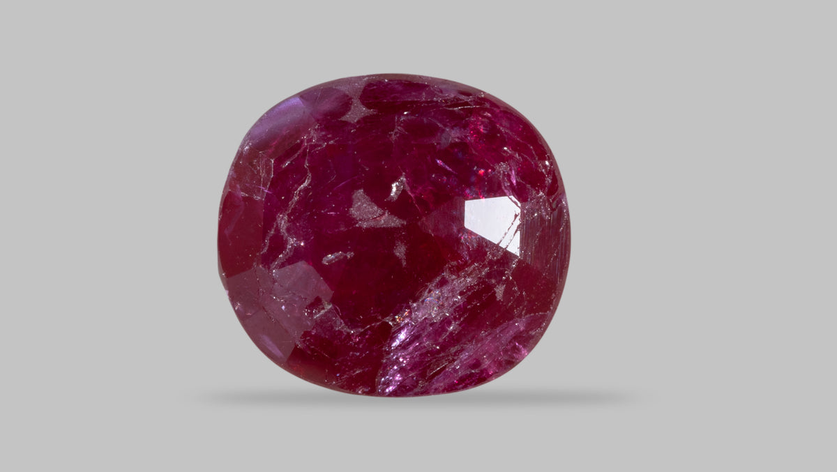 Mozambique Ruby (Manik) 2.32 Carats / 2.55 Ratti