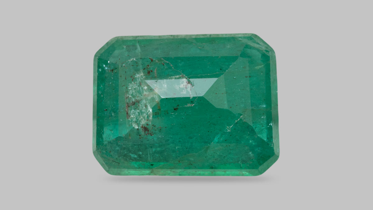 Zambian Emerald (Panna) 2.18 Carats / 2.4 Ratti