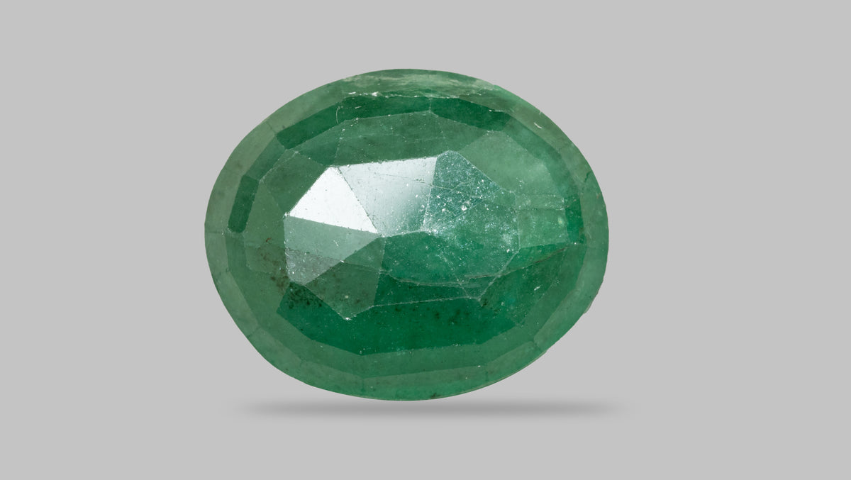Zambian Emerald (Panna) 7.19 Carats / 7.9 Ratti