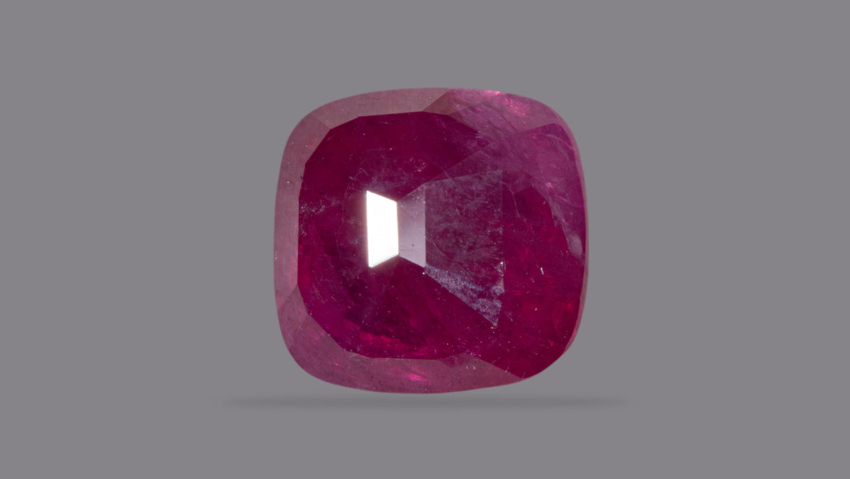 Madagascar Ruby (Manik) 5.60 Carats / 6.15 Ratti