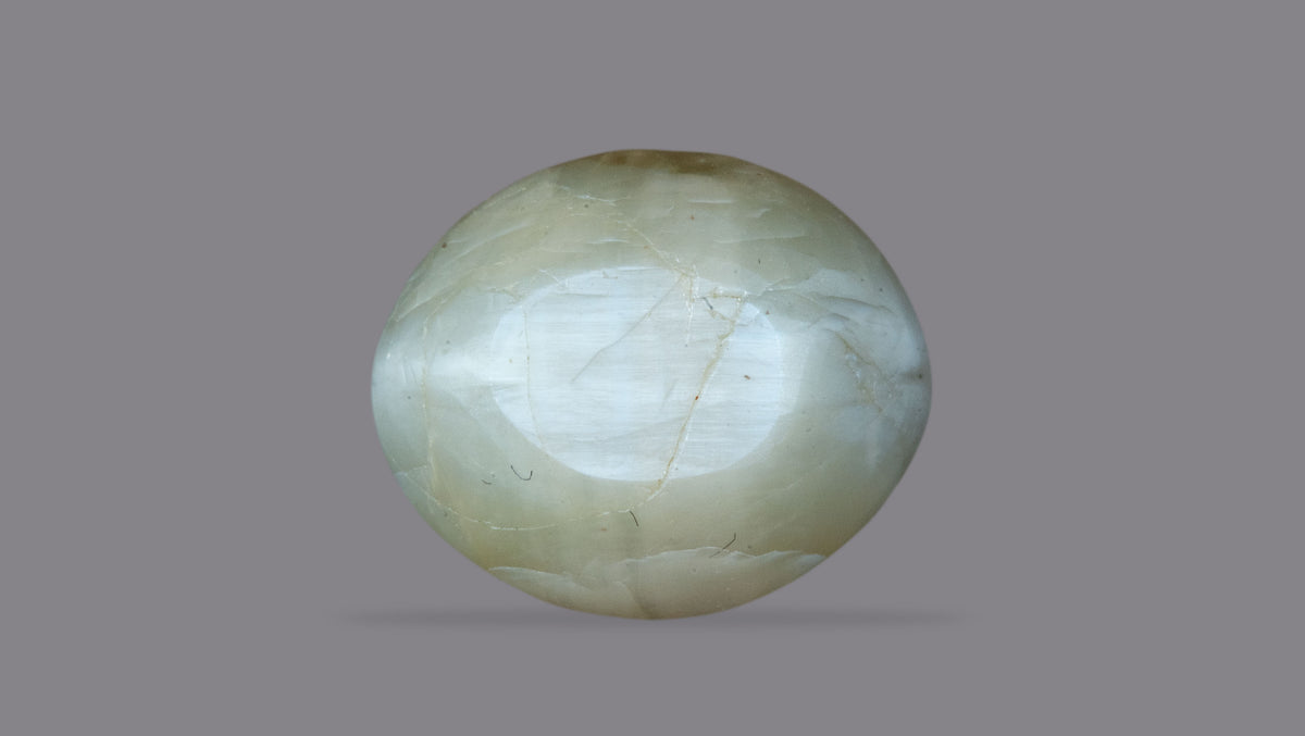 Cat's Eye (Lehsuniya) 10.53 Carats / 11.57 Ratti