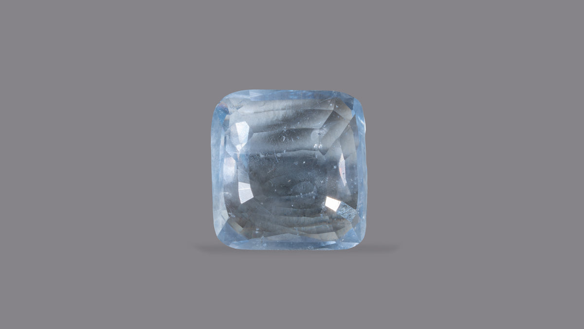 Natural Blue Sapphire 4.88 Carats / 5.36 Ratti