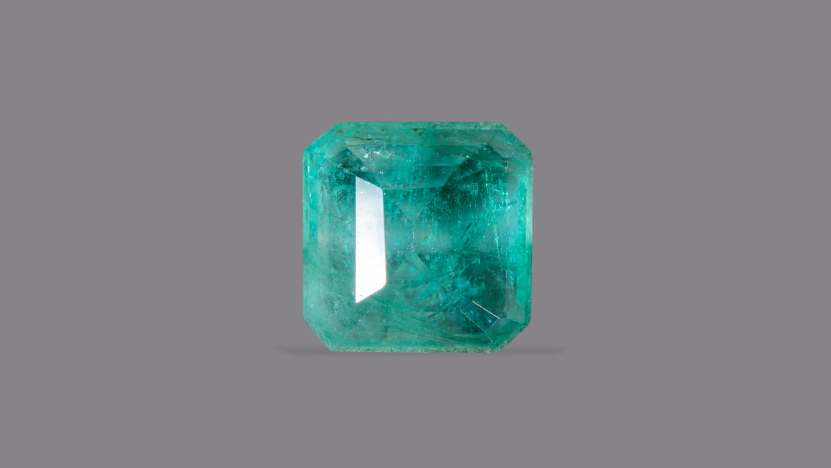 Zambian Emerald (Panna) 6.80 Carats / 7.47 Ratti