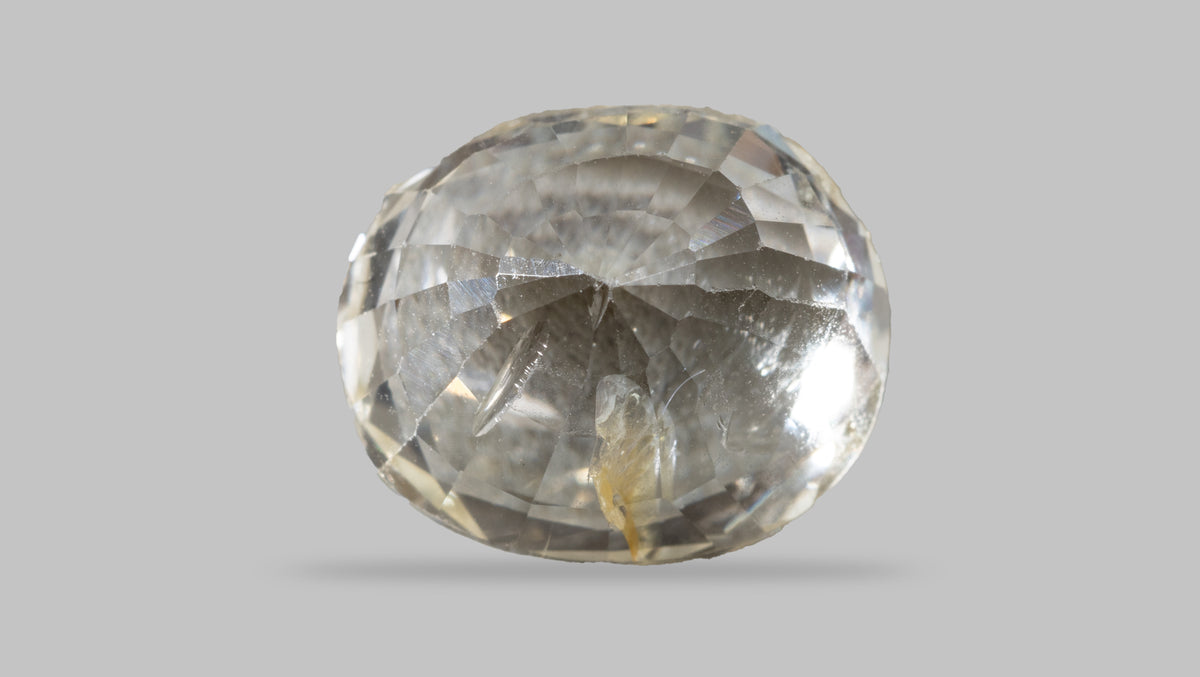 Natural Yellow Sapphire 3.49 Carats / 3.84 Ratti