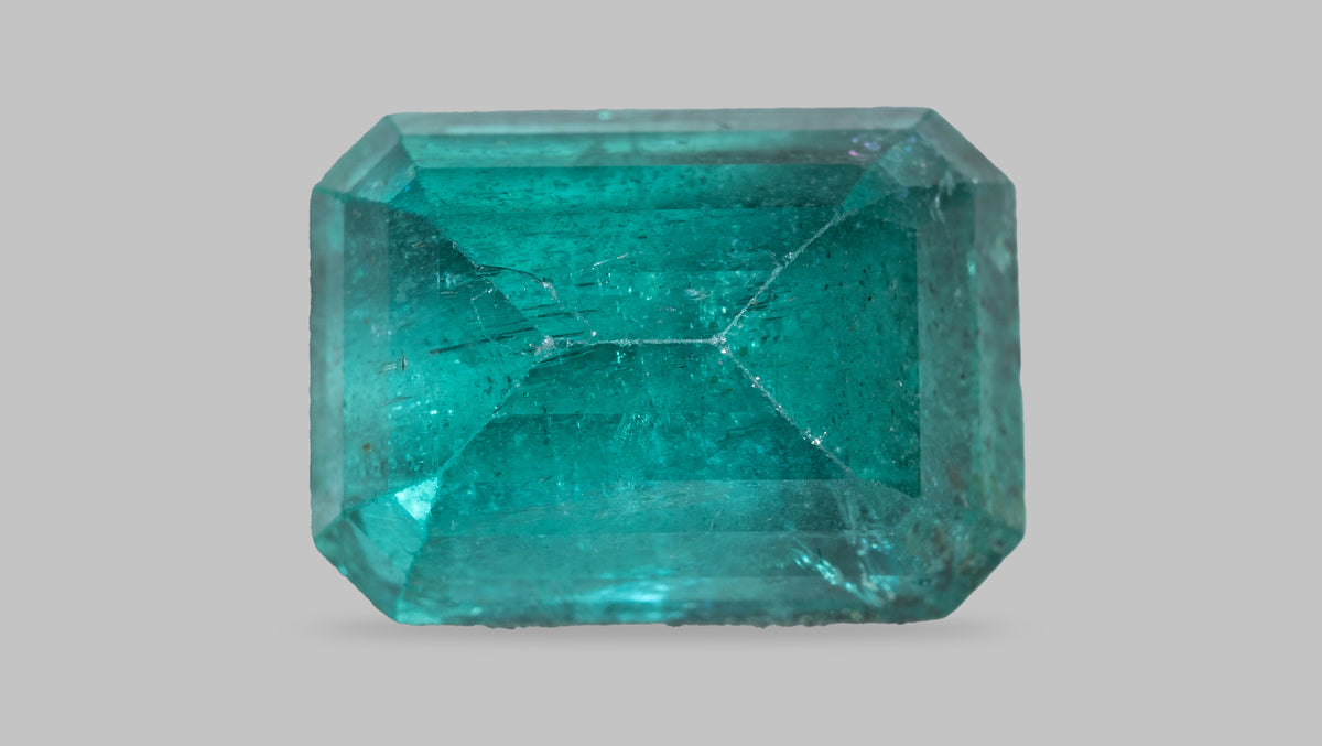 Minor Oil Zambian Emerald 6.10 Carats / 7.7 Ratti