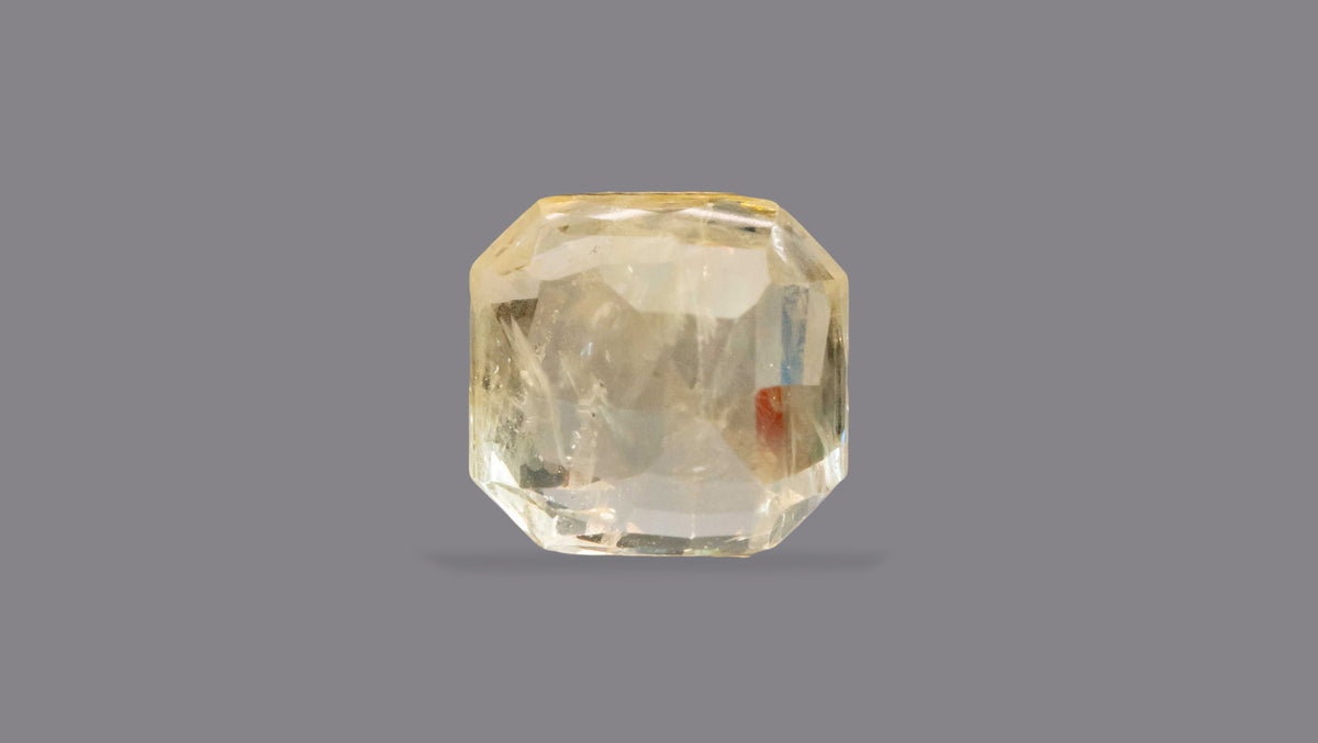 Natural Yellow Sapphire 8.72 Carats / 9.58 Ratti