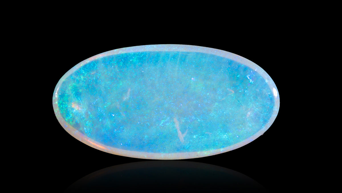 White Opal With Fire 4.44 Carats / 4.88 Ratti